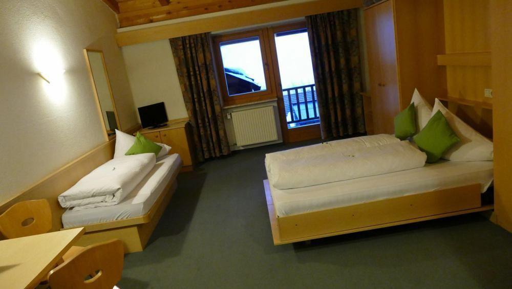 Mountain Living Apartahotel San Valentino alla Muta